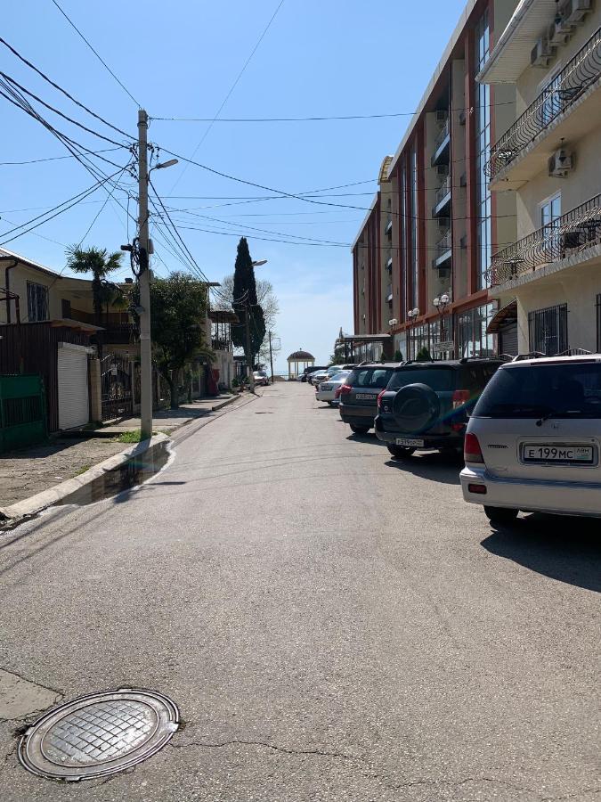 Guest House Aphyn Leto Gagra Esterno foto