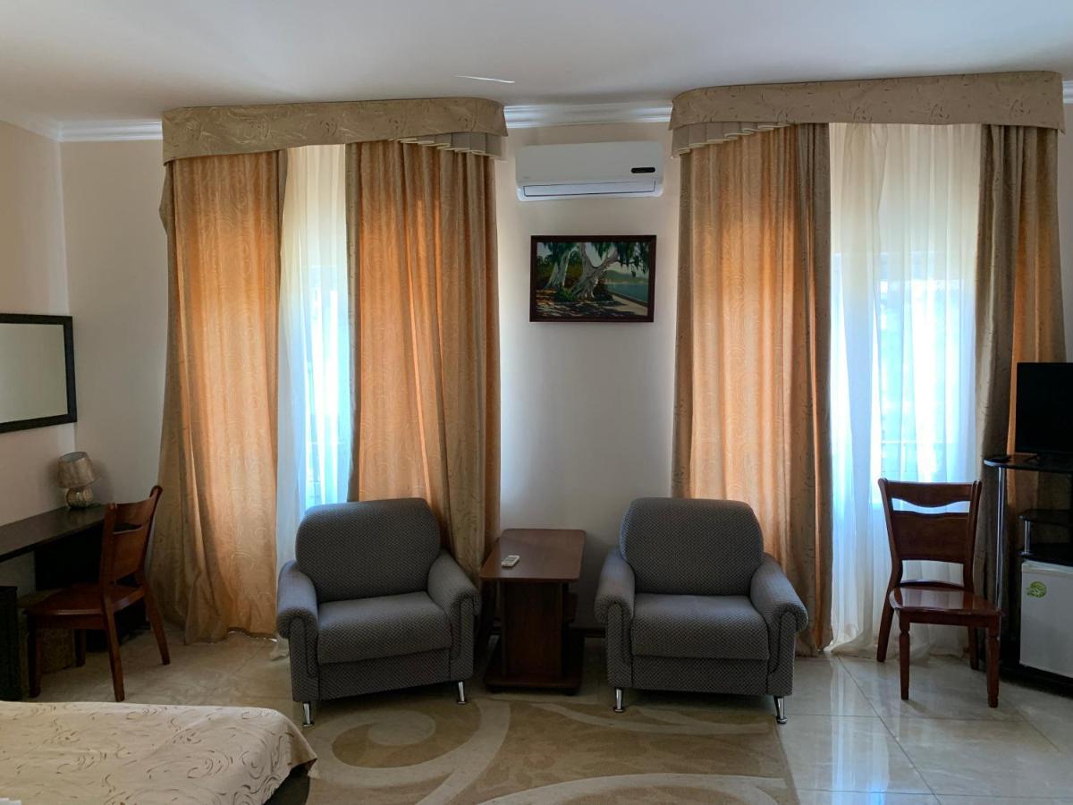 Guest House Aphyn Leto Gagra Esterno foto
