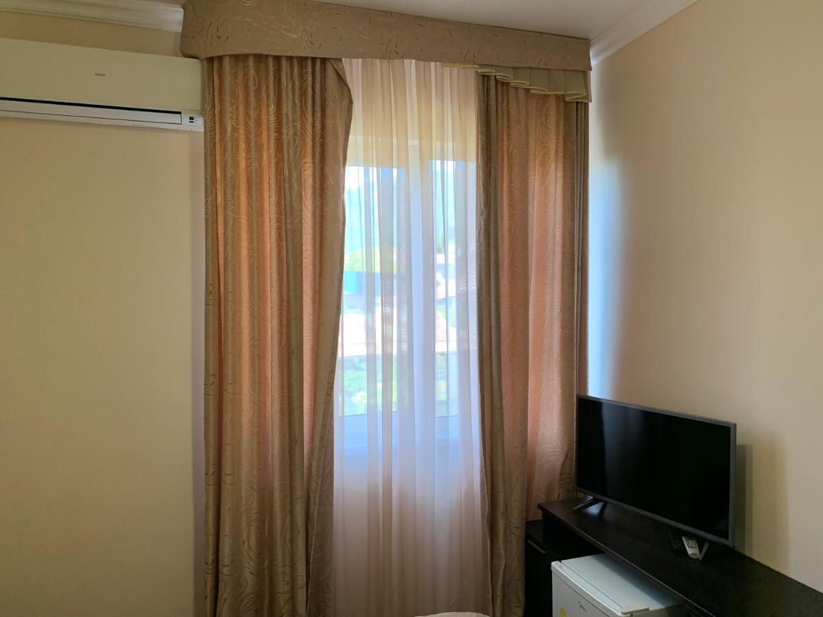 Guest House Aphyn Leto Gagra Esterno foto